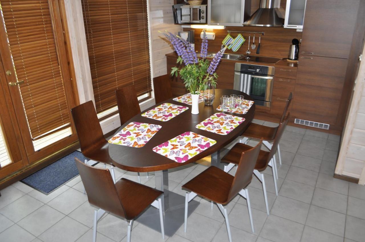 Kiurunrinne Villas Virasoja Camera foto
